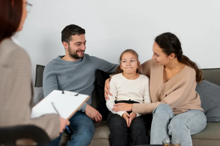 Escuela para padres vs terapia familiar